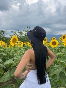 AbbyHank A very yellow weekend🌻 Pic 5