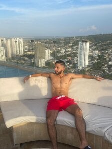 Casual de Yiyo10_  2 photos