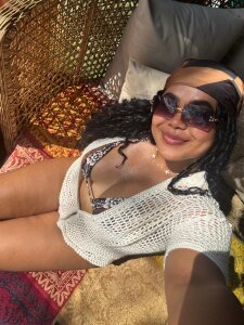 Sol, playa y una que otra tentación ☀️ de Tiffany_Brewer  4 Imagens