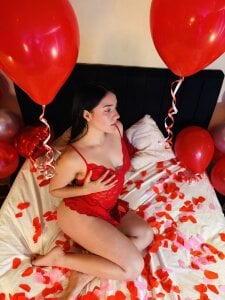 Isa_And_Natasha 💘 Isa, your sweetest temptation this Valentine's Day 🍓 Foto 9