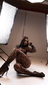 BarbaraSlim Public Pic 2