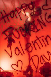 Brann_tadzio: Give me your favorite gift tonight💕❤ ( 5 фото)