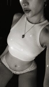 Mackenzie_Lia Public Pic 3