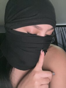 mysterious_girlmc Public Pic