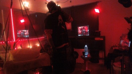 SirGreed Public Hình 3