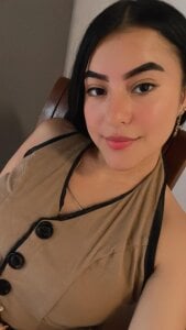 charlotte_petit_ Public Kuva