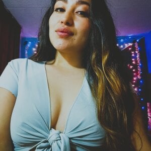 _smallvale 🍓 A beautiful little strawberry Pic 2