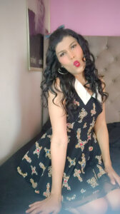 A sweet doll waiting for you , welcome. de sheryl_bertollini  fotos