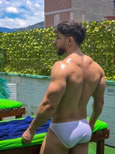 JACKSON_STIFLER Public Pic 7