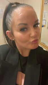 CurvaceousCourtneyUK's XXX Nude Photo 4