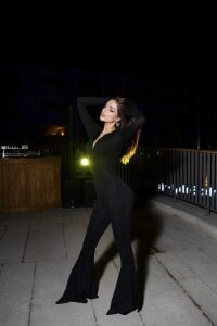 BellaHalles black party🖤 Pic 3