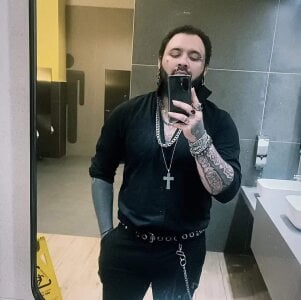 Public de darkclothes  2 Imagens