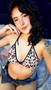 ManuelaJones_ 🌹 Kuva