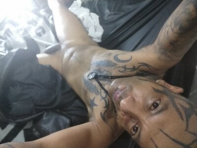 Daretodeviate Public Pic