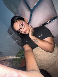 xkaty_grey Public Pic 5