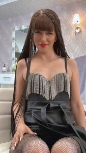 Cutie_orgasm In a black leather skirt Immagine  6