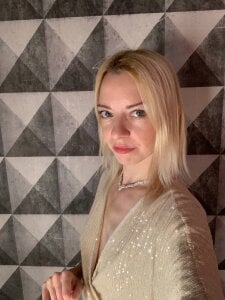 Brightly_Heizer Public Hình