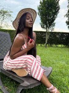 Field day on Valentine's Day! ♥️ de nahomi_campbell  4 Imagens