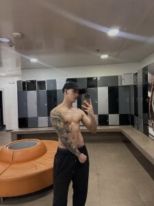 sebas__w01 Gym 💪 Pic 3