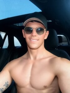 OliverO Public Pic 2