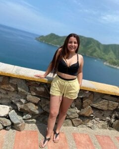 hannyrose_ Public Pic 3