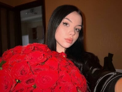 MichaeleStockon: Public ( 2 фото)