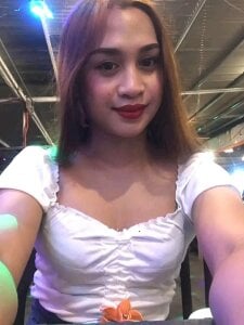 fuckable_Thanya Public Pic 3