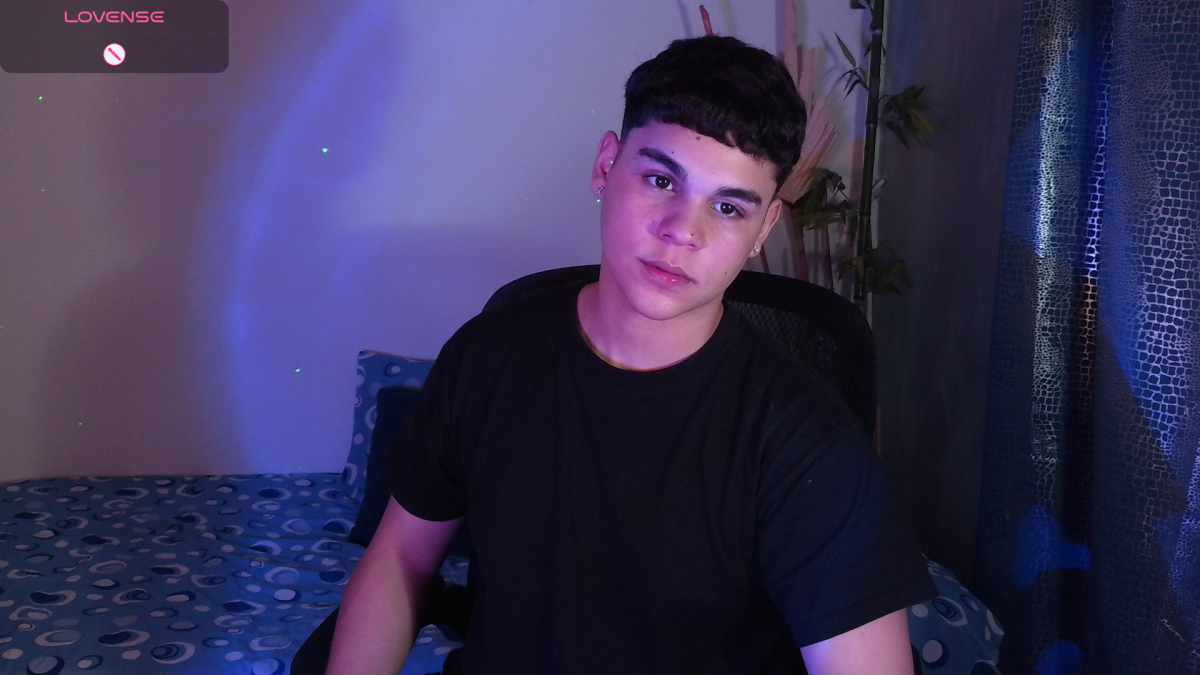 eithan_jonnes Gambar Trending 8602