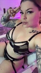 Issa_Jo Outfits Pic 3