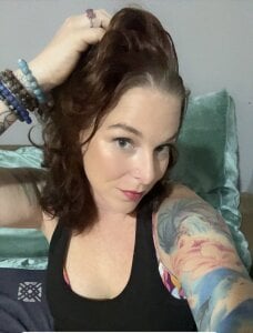 Island_Siren Selfies Pic 4