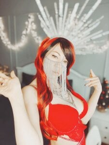 Helena__Femdom Exotic Goddess in red Pic 4