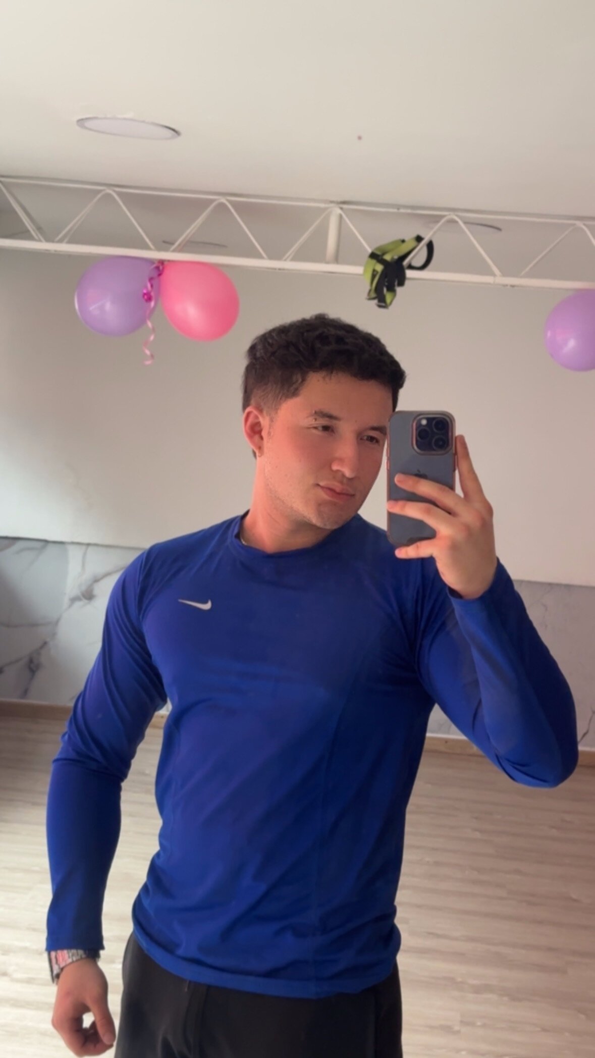 Alexander_Connor Trending Plaatje 7376