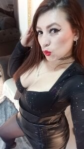 VickyJohnson1 Leather Queen in Control Gambar 2