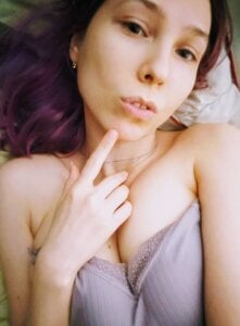Lucy_Millss Public Pic 4