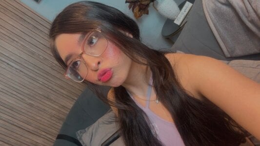 Eva_Macalliter 💜 Pic 2