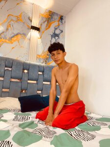 SEXY_BIG_COCK Public Pic 7