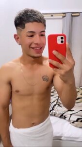 bernalalexi322 Public Pic