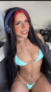 SaraAndrade_ Public Pic 3