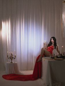 Hannaos In red! Pic 7