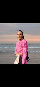 kissandcurrency Public Pic