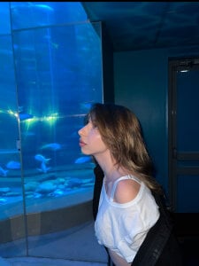 becouplegirls Public Pic