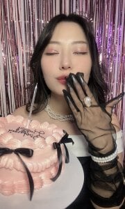 WonderMira Birthday girl 🍓🍓🍓 Pic