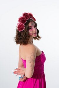 _Amelia_Shine_ Bloody Roses Pic 2