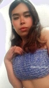 Angie-1998 Public Pic 2