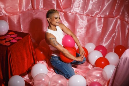 Liiamthompson SAN VALENTIN 💟🥰 Billede