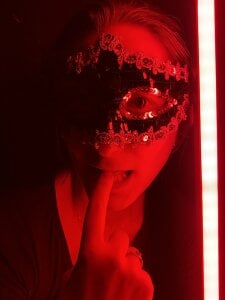 AngelXBuZz Soirée chill rouge Pic 9