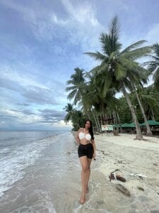 ellah_morenax relaxing Foto