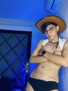 MIKEFONSE- Hot🔥 Fotka 3