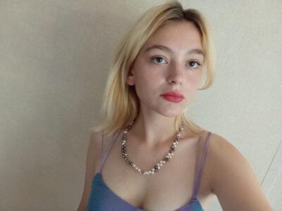 LucyGoldi