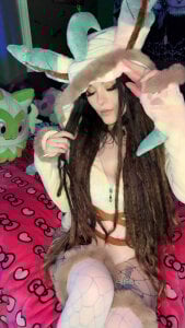 BlaizeyBBy Leafeon🍃 // POKEMON COSPLAY صورة واحدة|BlaizeyBBy Leafeon🍃 // POKEMON COSPLAY صورتان|BlaizeyBBy Leafeon🍃 // POKEMON COSPLAY  6 صور|BlaizeyBBy Leafeon🍃 // POKEMON COSPLAY  6 صورة